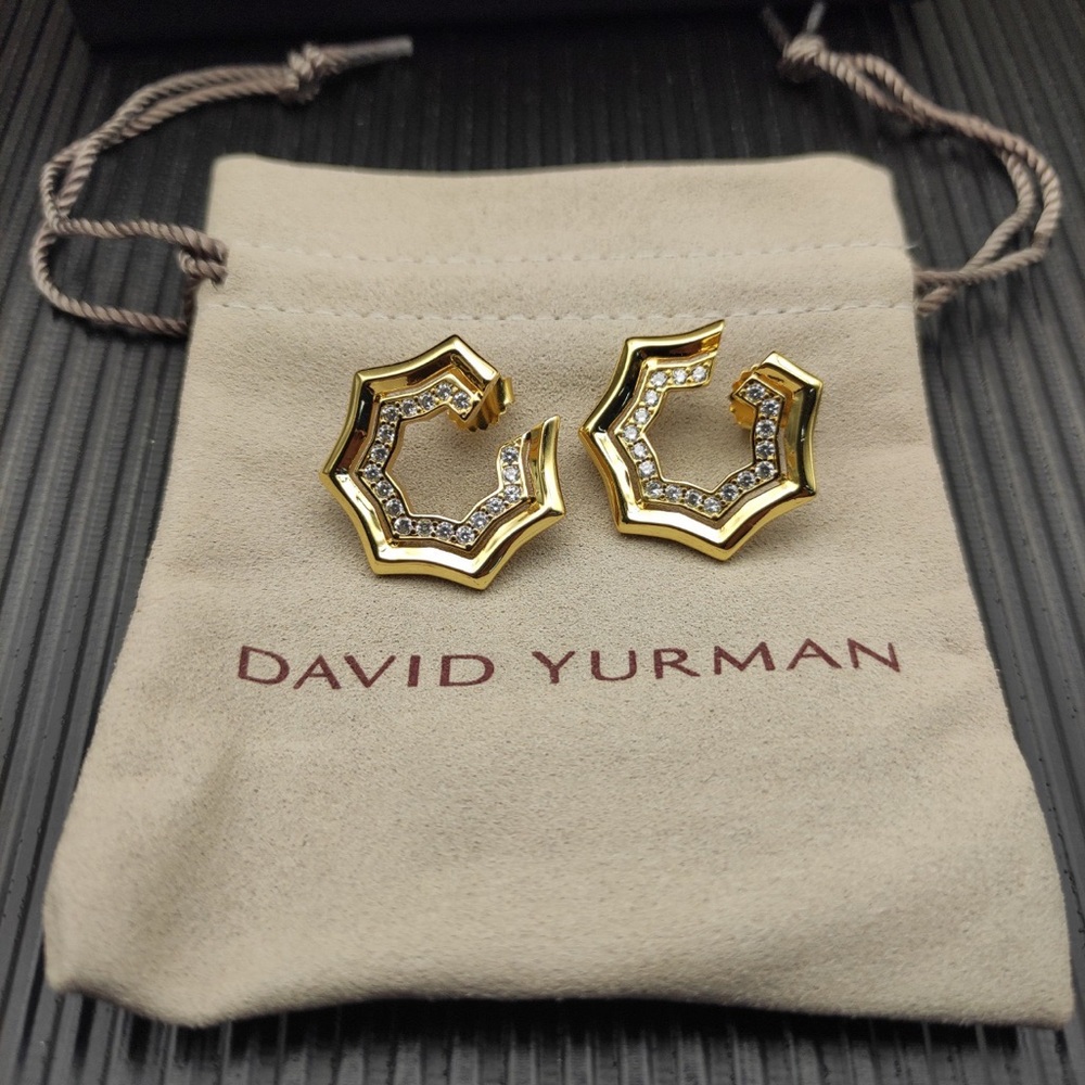 David Yurman Gold Pavé Zigzag Open Hoop Earrings - Gold